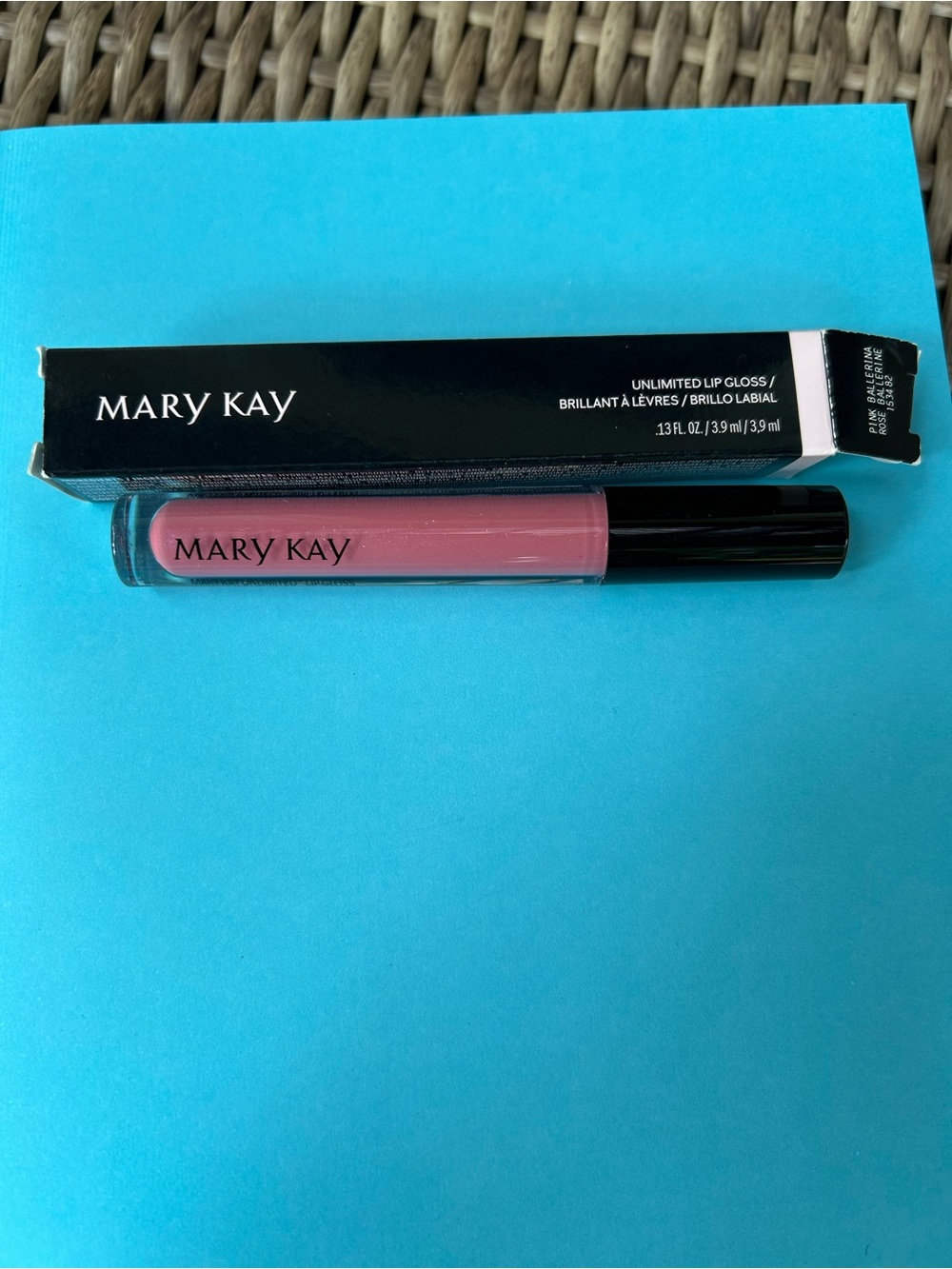 Mary Kay Unlimited Lip Gloss – Dusty Rose Pink